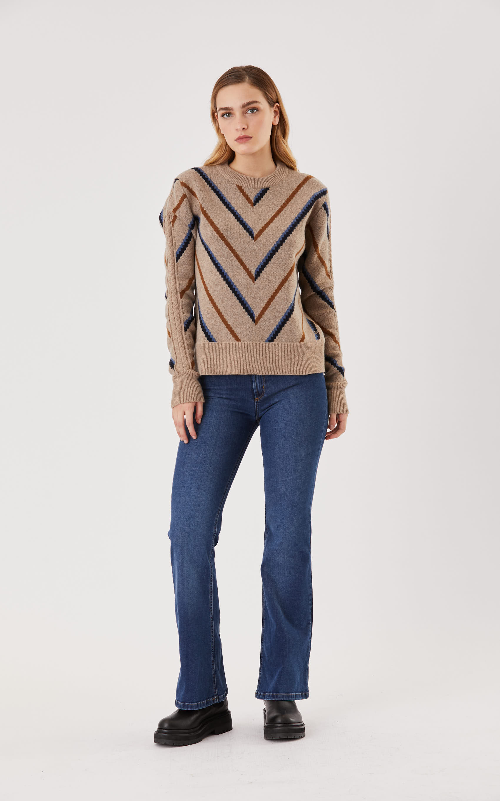 paula_sweater-ikat_57-05-2023__picture-18117